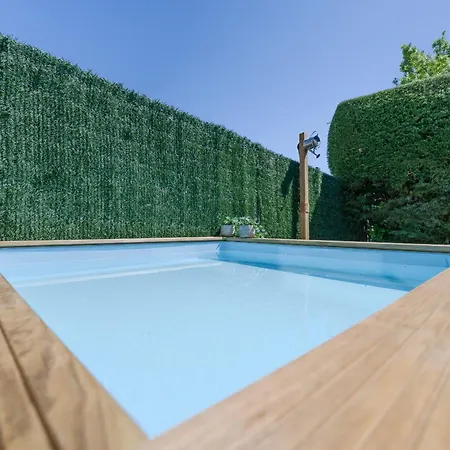 Flateli Montjuic