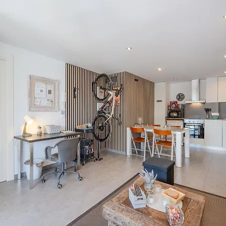 Apartamento Flateli Montjuic Girona