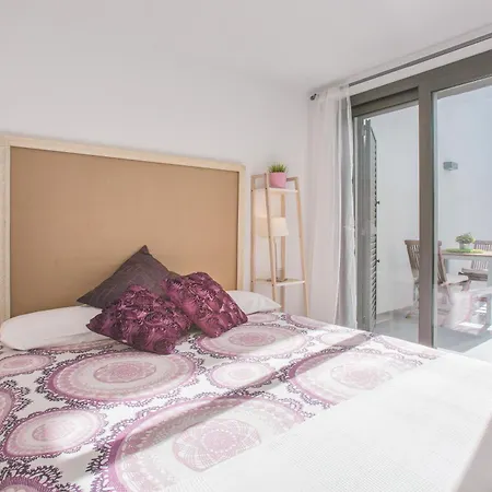 Flateli Montjuic Girona