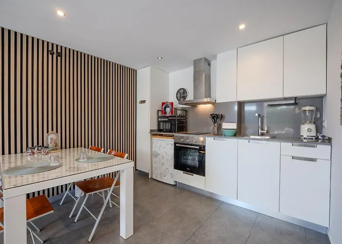 Flateli Montjuic Apartamento