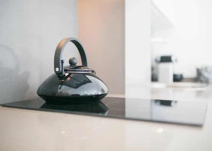 Flateli Montjuic Χιρόνα